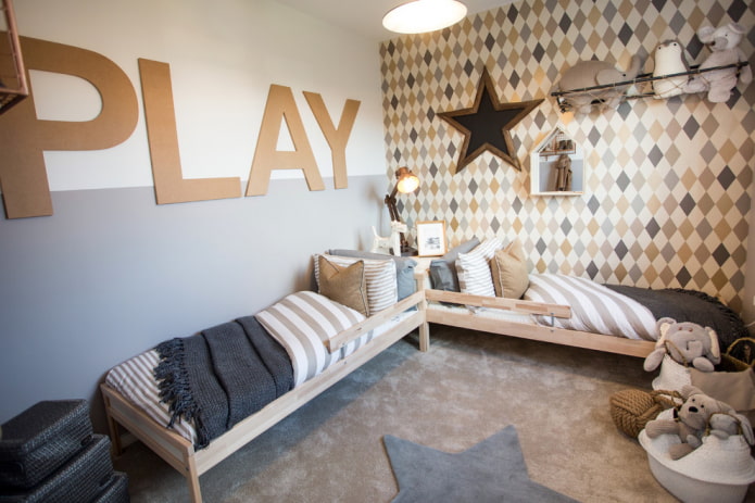 Einzelbetten aus Holz im Interieur