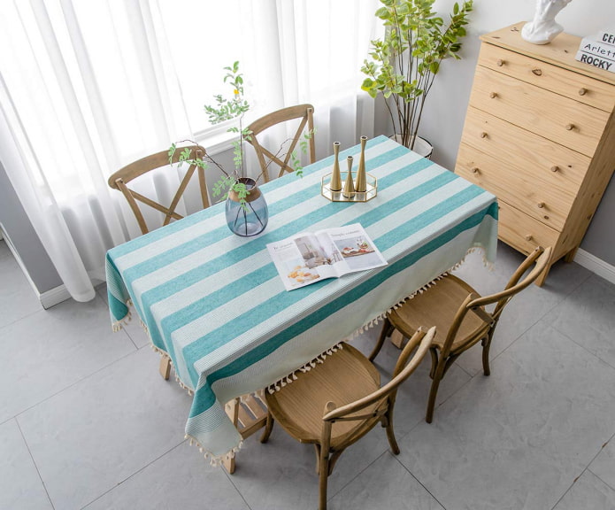 stylische mintgrüne Tischdecke