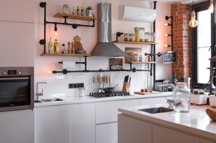 weiße Küche im Loft-Stil