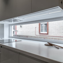 Wie richtet man eine Küche mit Fenster ein?-5