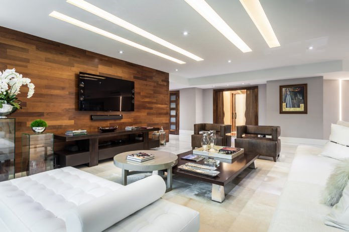 Holzwanddekoration im Wohnzimmer