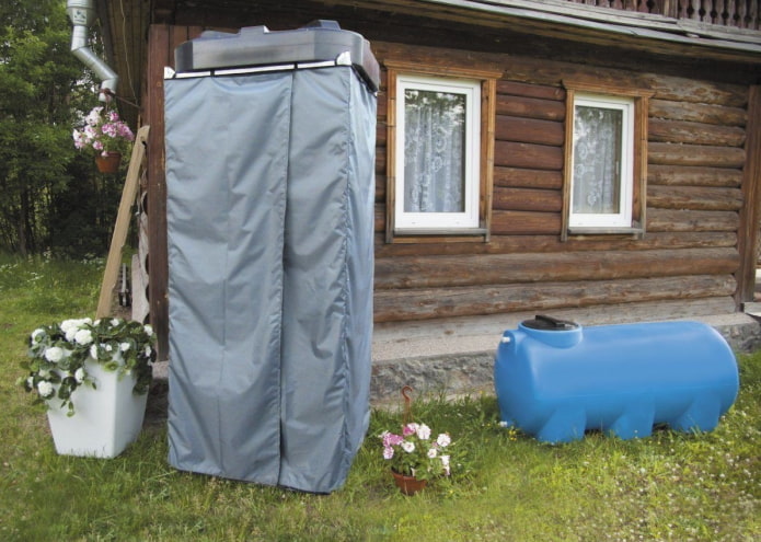 mobile Sommerdusche mit Vorhang