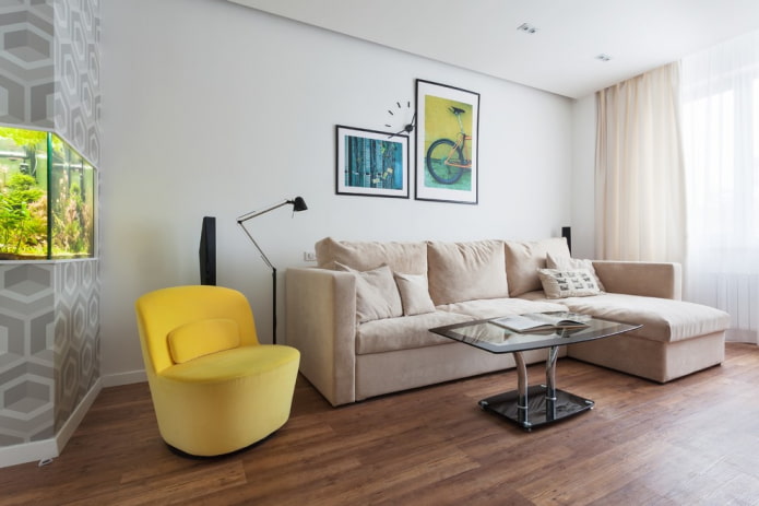 braunes Linoleum mit Laminatimitat im Innenraum