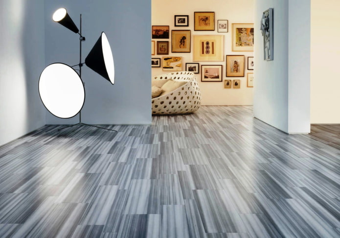 Linoleum auf dem Boden im Innenbereich
