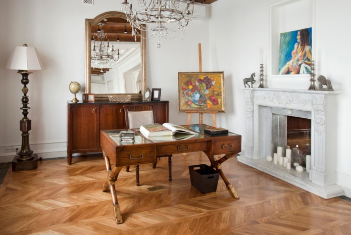 Linoleum unter dem Parkett im Arbeitszimmer