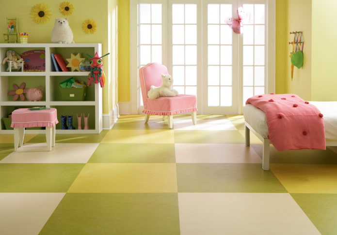Linoleum auf dem Boden im Kinderzimmer