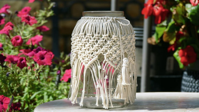 Makramee-Vase