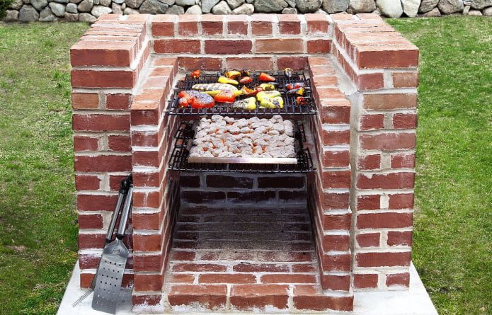 gemauerter Grill