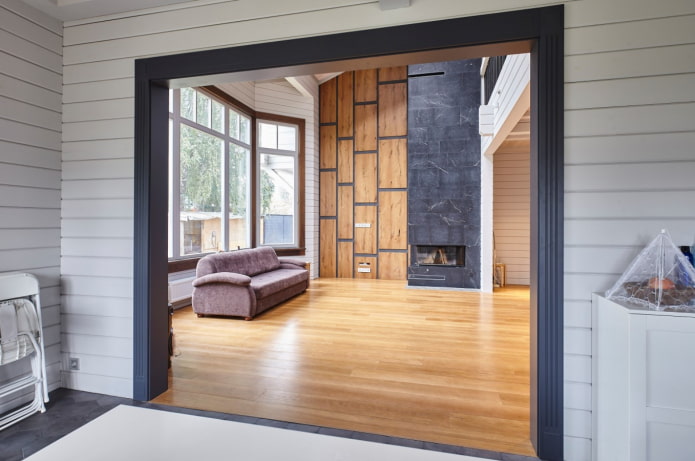 Holzpaneele im Wohnzimmer