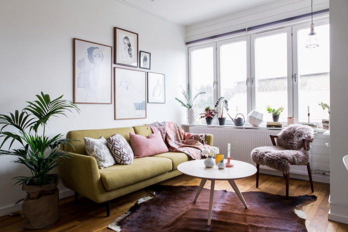 Sofa im skandinavischen Stil