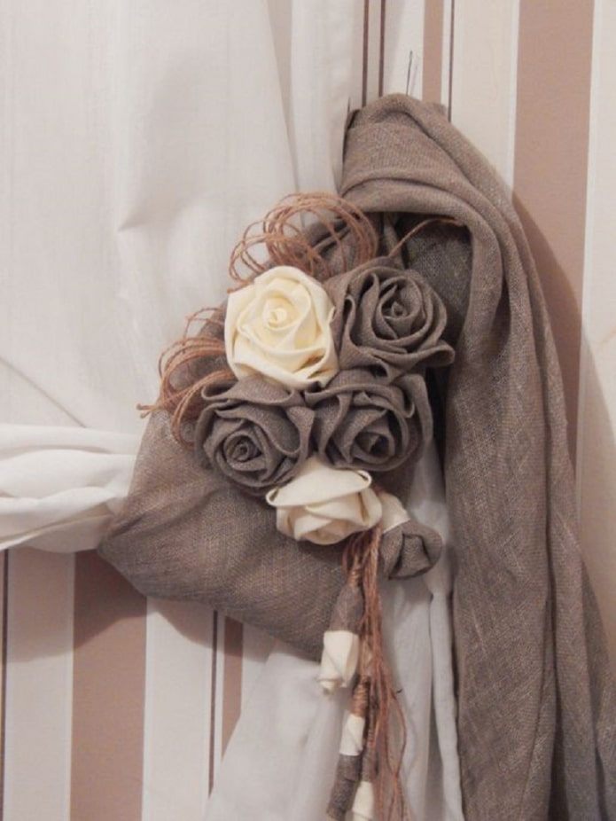 DIY-Raffhalter für Vorhänge