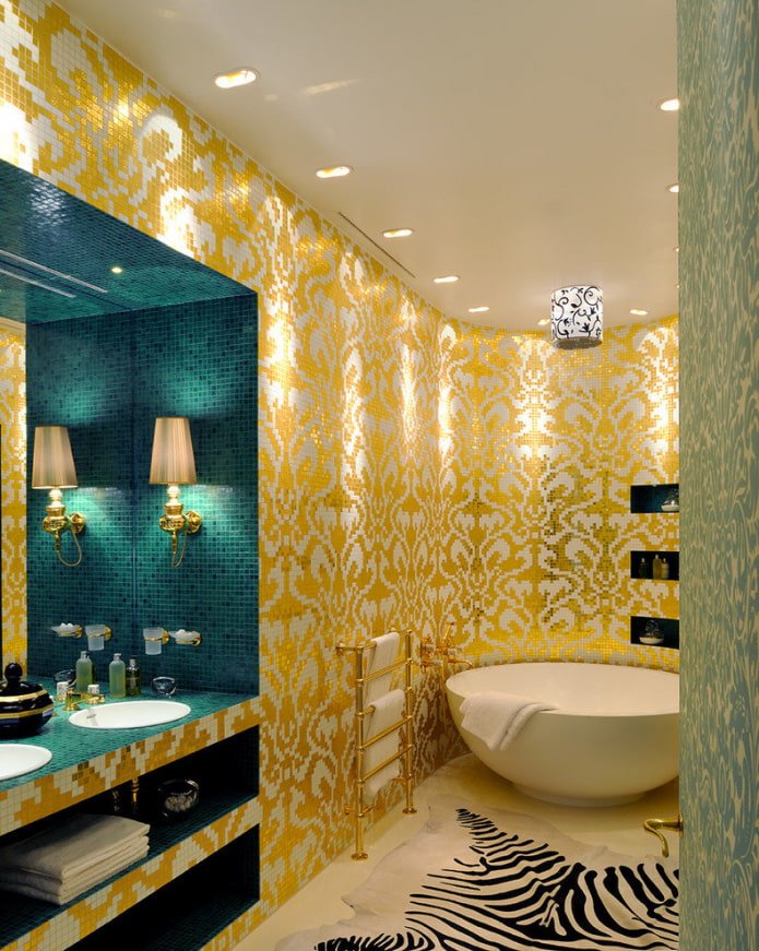 Goldmosaik im Badezimmer