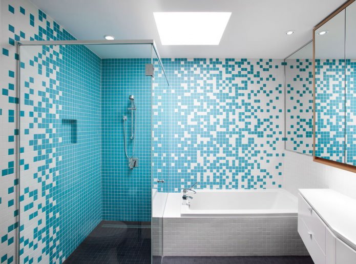 Mosaik in der Ecke des Badezimmers