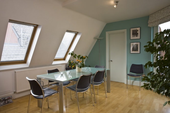 Weiß-mintfarbenes Interieur