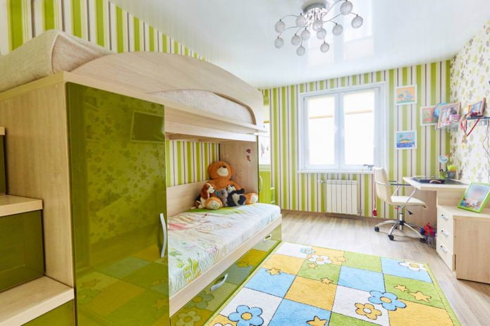 Einstöckige Spanndecke im Kinderzimmer