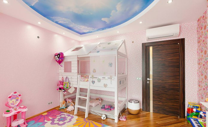 Zweistufige Spanndecke für ein Kinderzimmer