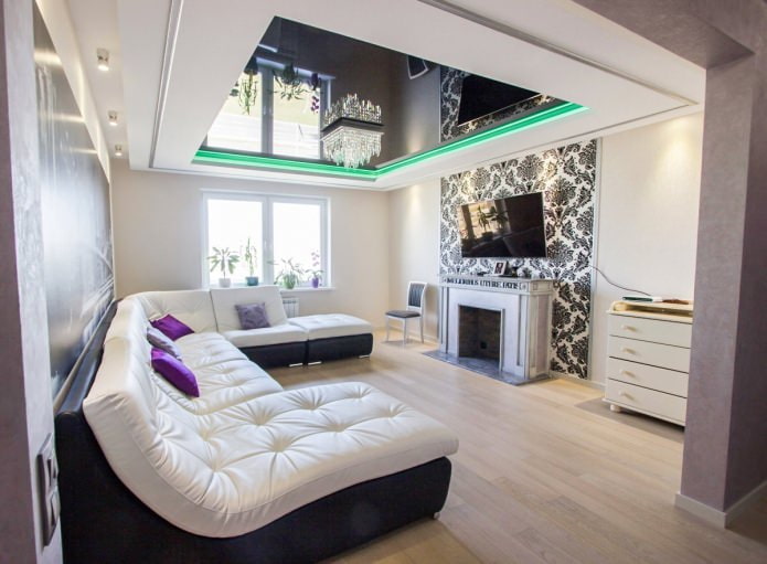 Decke mit Hintergrundbeleuchtung