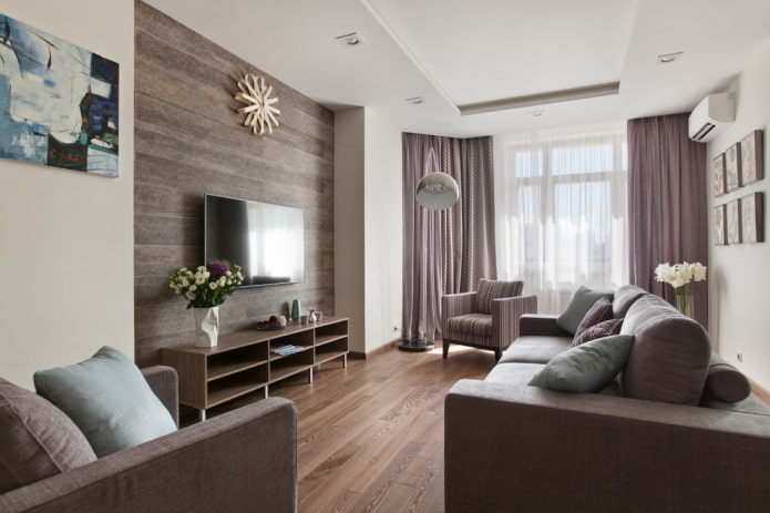 Nische mit Laminat im Wohnzimmer