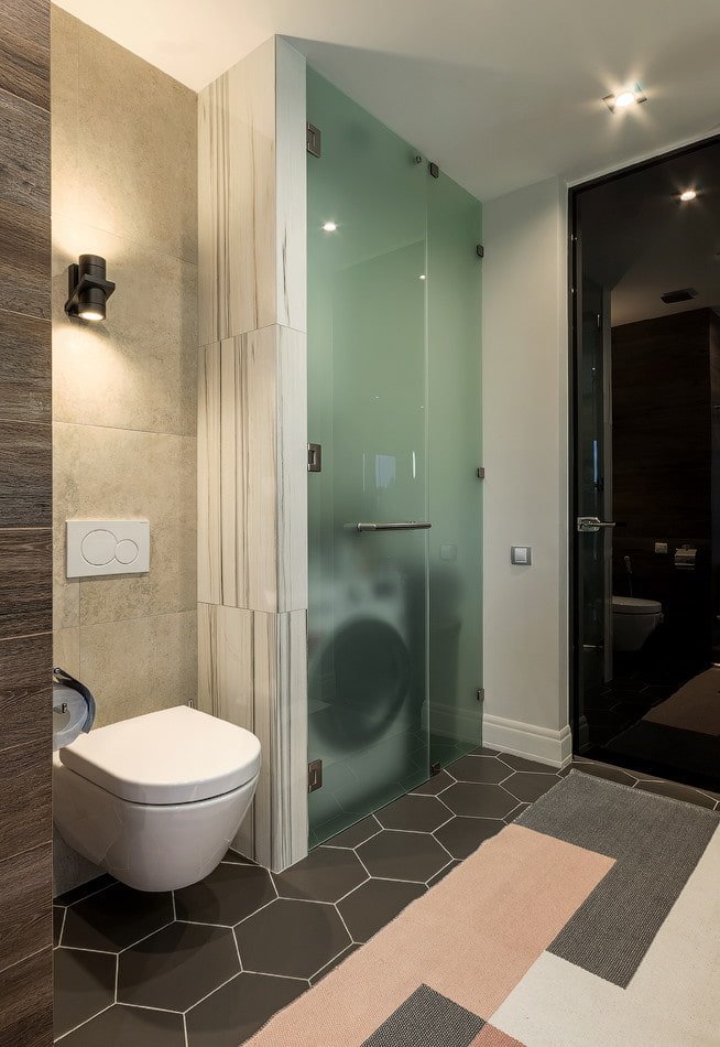 versteckte Nische im Badezimmer