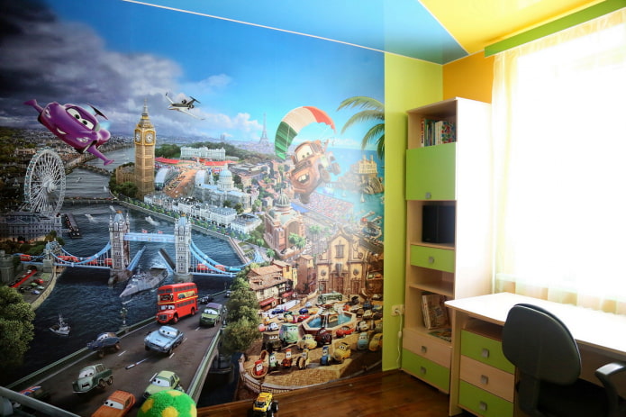 Tapete mit einem Bild einer Stadt im Kinderzimmer