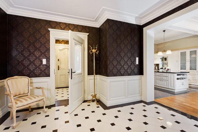 Monogramm im Flur-Interieur