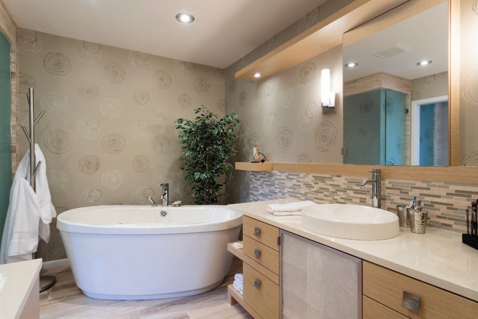 Tapete im Badezimmer