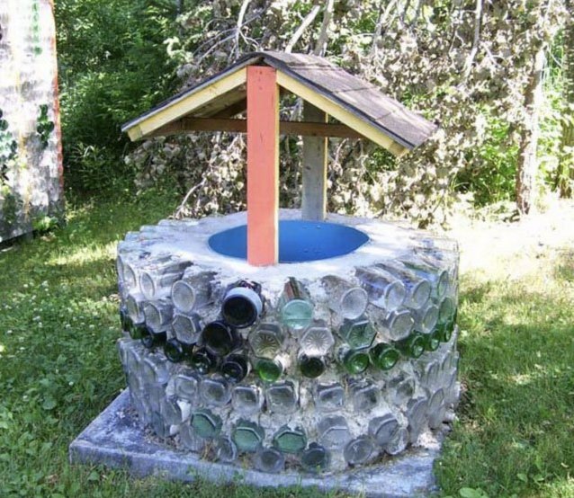 Brunnen aus Flaschen