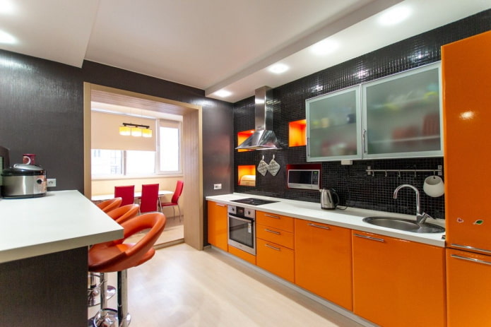 Küchendekoration in Orangetönen