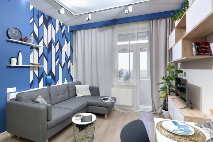 Kleines Wohnzimmer mit weißem Licht