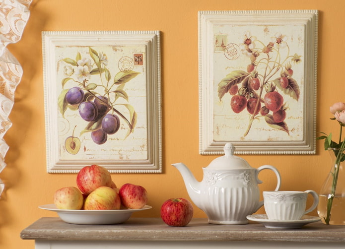 Küchenpaneele in Decoupage-Technik