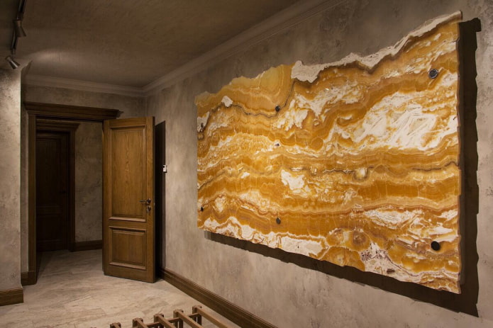 Steinwandpaneel im Innenraum