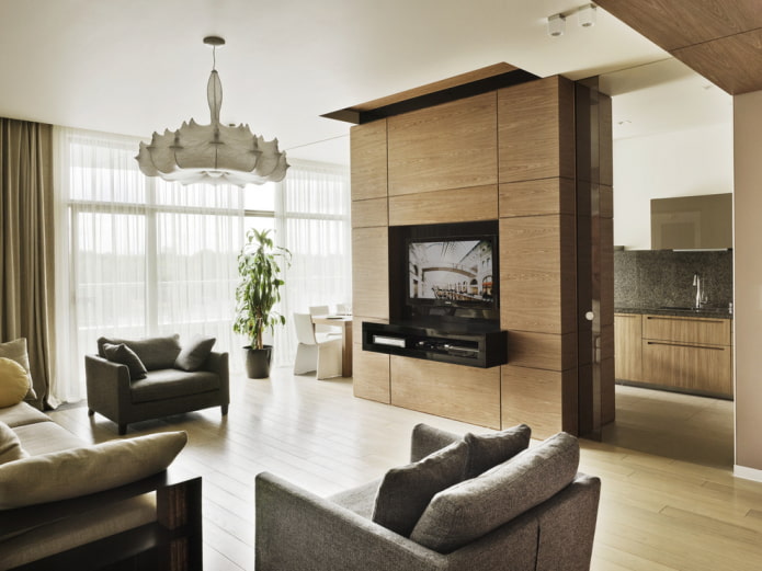 Trennwand mit Fernseher im Inneren der Wohnküche