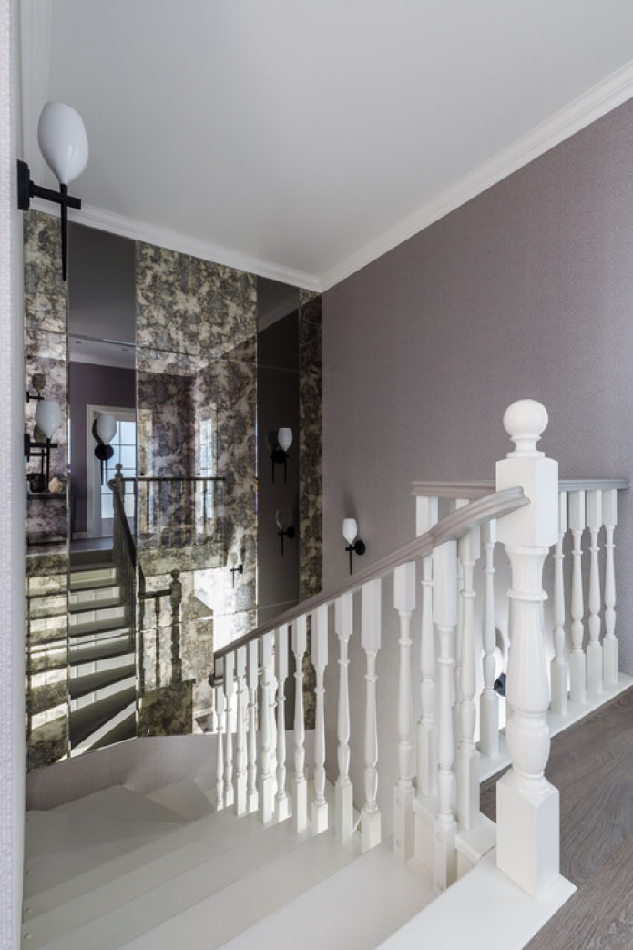 Baluster im Innenraum