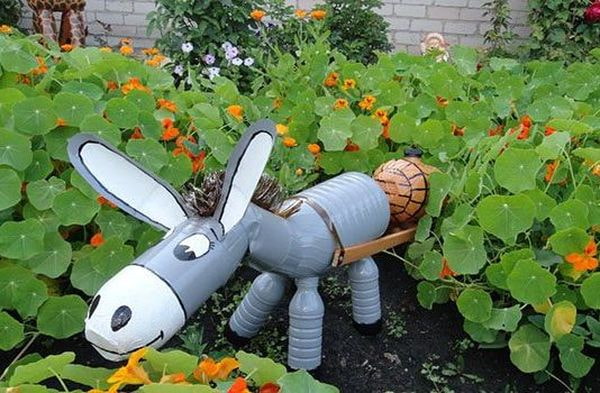 Ungewöhnliche Flaschenfigur