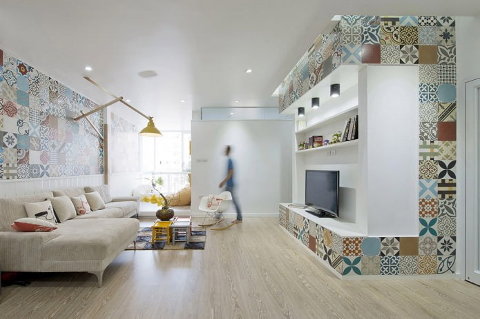 Patchworkfliesen im Wohnzimmer