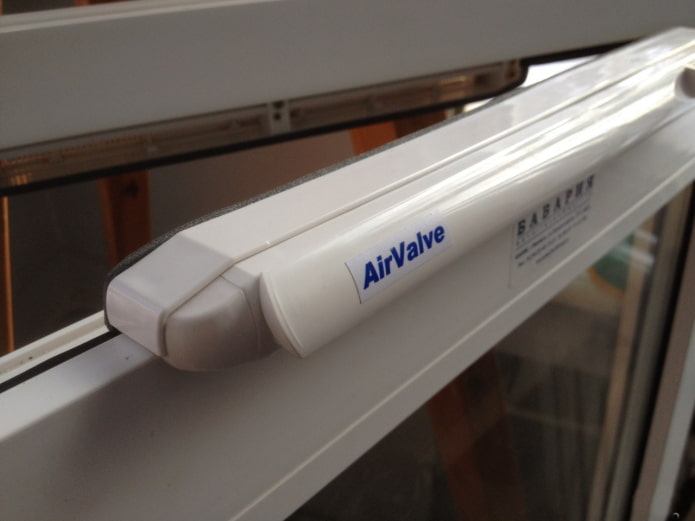 Zuluftventil für PVC-Fenster