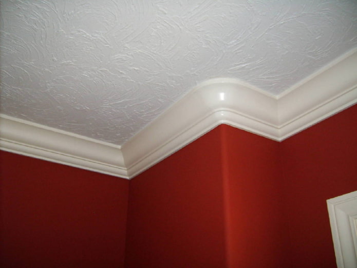 Deckenleiste aus PVC