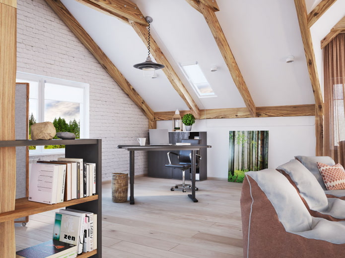 Balken an der Decke im Dachgeschoss