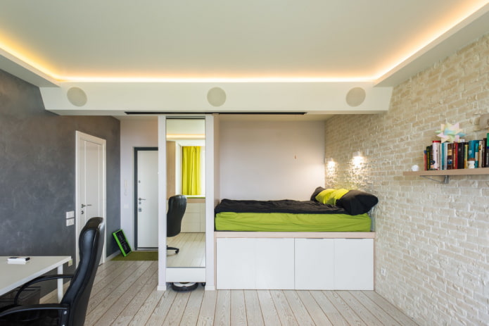 Deckenstruktur mit LED-Hintergrundbeleuchtung