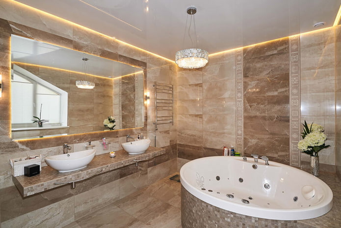 schwebende Decke im Badezimmer