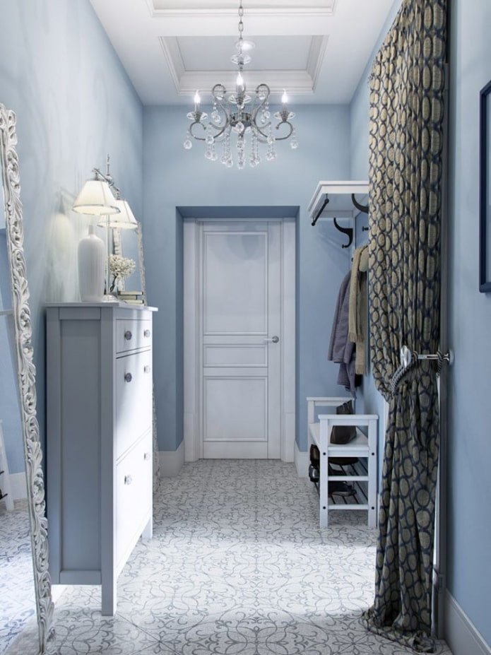 Flur-Innenarchitektur im Provence-Stil