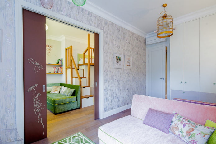 Schiebetürpaneele im Kinderzimmer