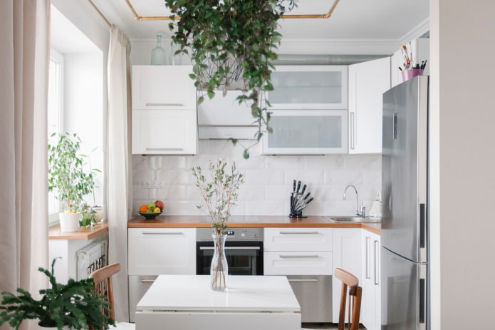 Design und Dekoration einer Wohnung in einer Chruschtschowka