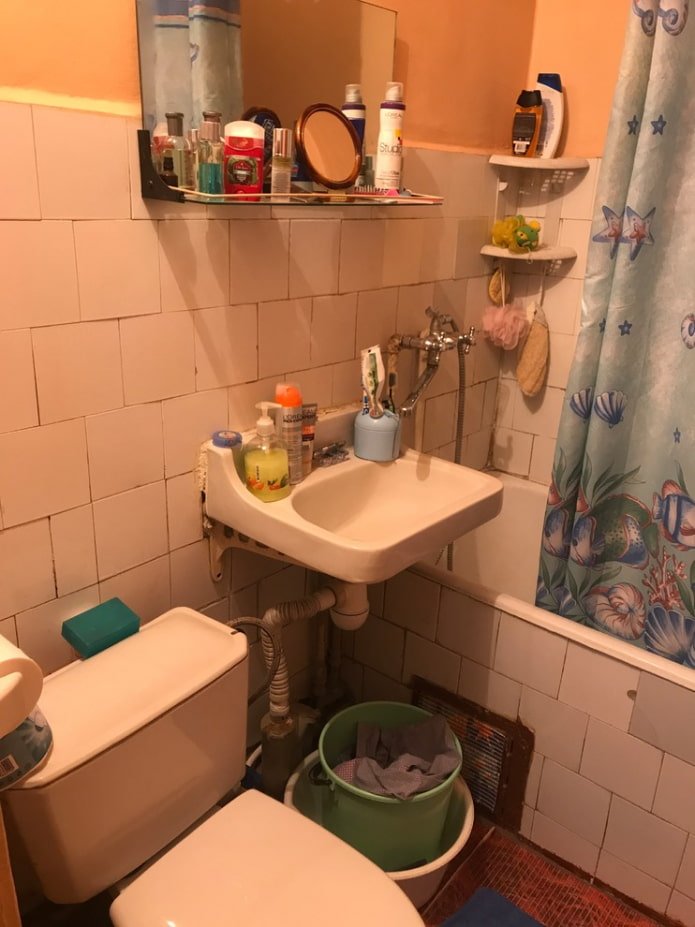 Badezimmer vorher