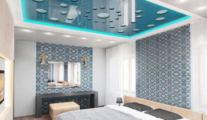 schwebende geschnitzte Decke im Schlafzimmer