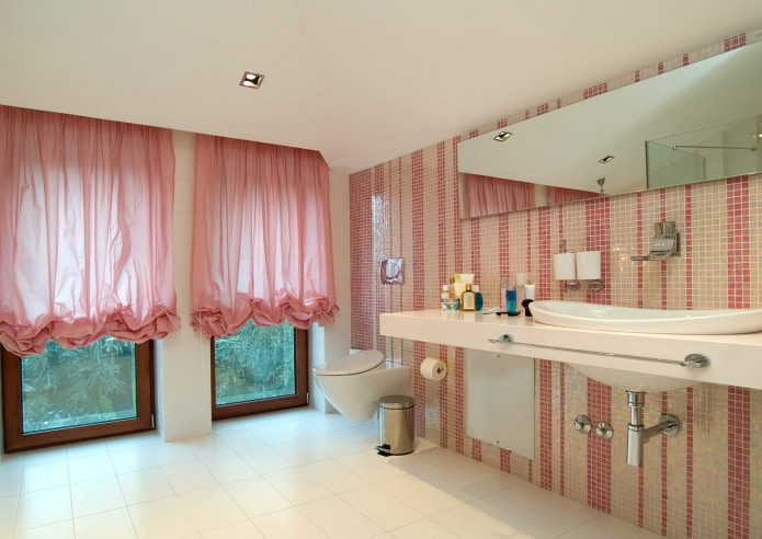 Organza im Badezimmer
