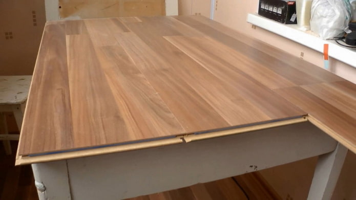 Laminat-Arbeitsplatte