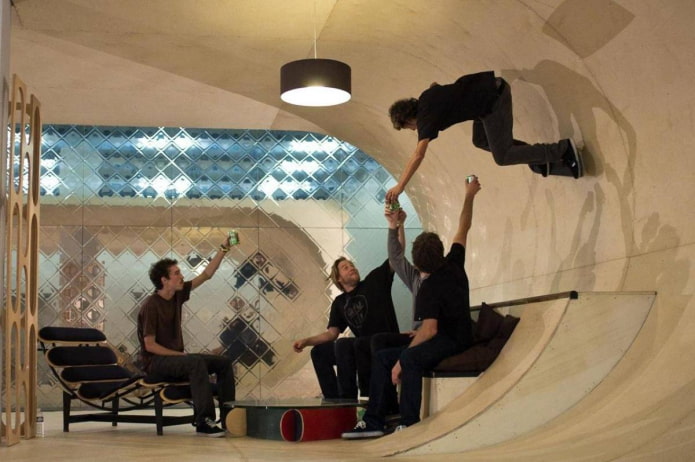 Entspannen Sie sich in einem Skateboard-Haus in Malibu