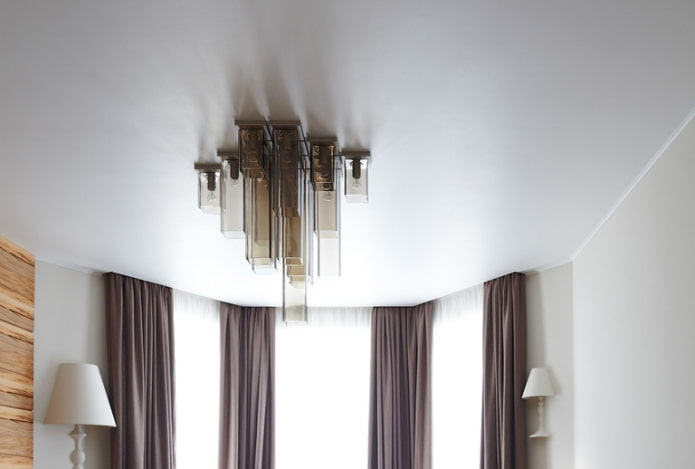 weiße Spannleinwand aus Satin