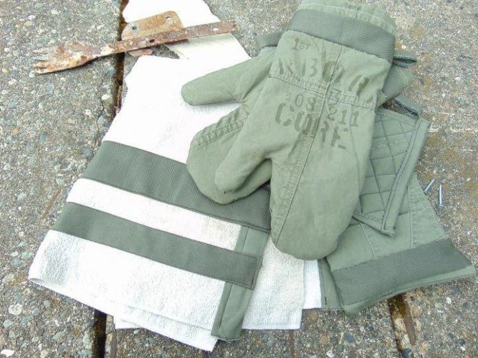 Handschuhe